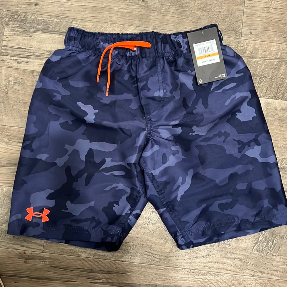 Brand New Under Armour Boys Swim Shorts Size YSM
